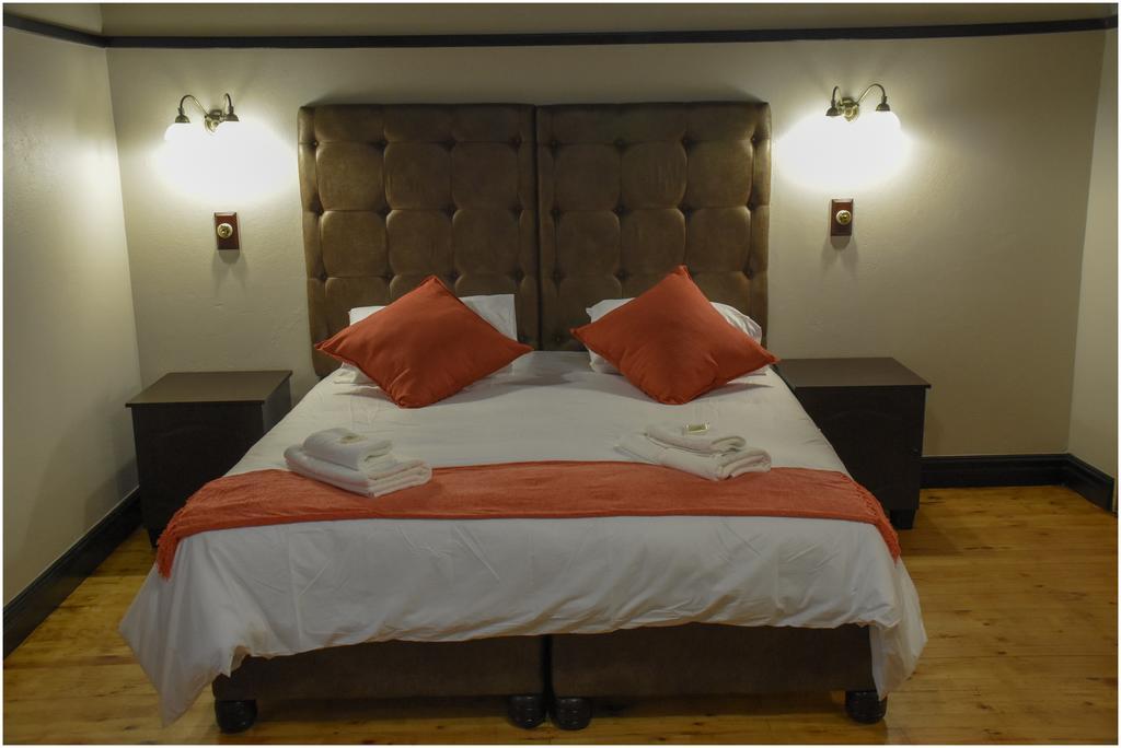 New Rush Guest House Kimberley Exterior foto